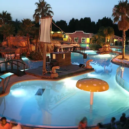 Kemping Camping Les Palmiers 4**** Hyères