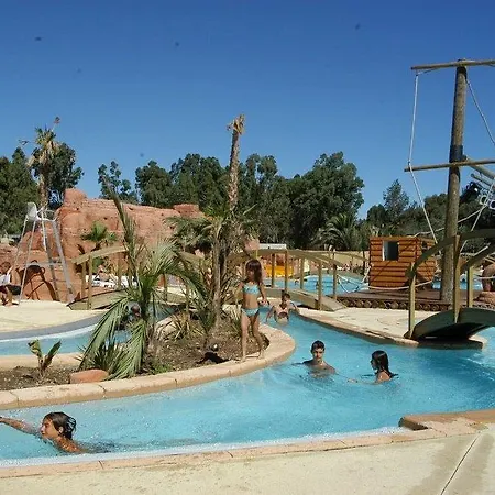 Camping Les Palmiers 4**** Campsite